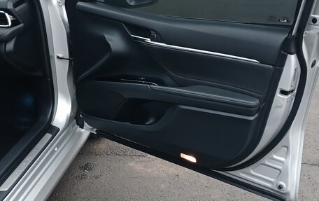 Toyota Camry, 2020 год, 2 950 000 рублей, 10 фотография