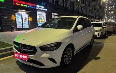 Mercedes-Benz B-Класс, 2019 год, 2 600 000 рублей, 12 фотография