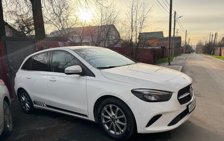 Mercedes-Benz B-Класс, 2019 год, 2 600 000 рублей, 22 фотография