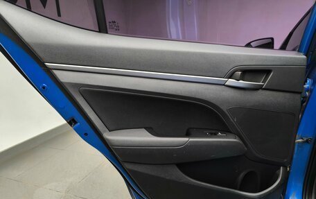 Hyundai Elantra VI рестайлинг, 2017 год, 1 250 000 рублей, 22 фотография