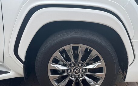 Toyota Land Cruiser, 2021 год, 13 900 000 рублей, 4 фотография