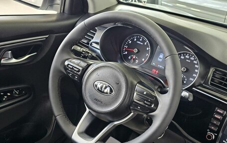 KIA Rio IV, 2018 год, 1 549 000 рублей, 25 фотография