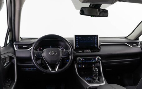 Toyota RAV4, 2020 год, 3 237 077 рублей, 6 фотография