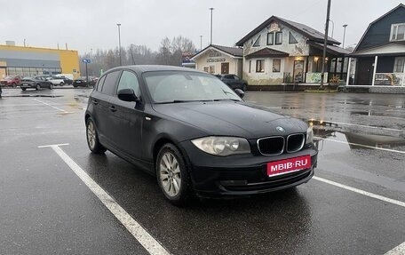 BMW 1 серия, 2010 год, 675 000 рублей, 1 фотография