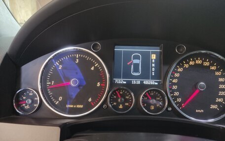 Volkswagen Touareg III, 2006 год, 900 000 рублей, 11 фотография