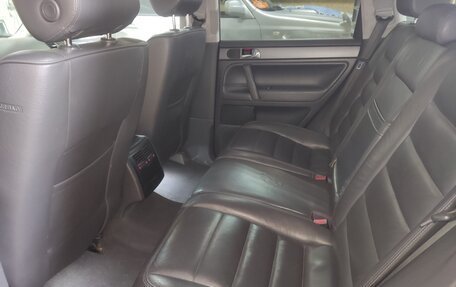 Volkswagen Touareg III, 2006 год, 900 000 рублей, 10 фотография