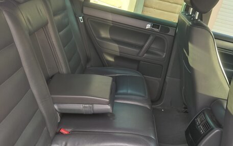 Volkswagen Touareg III, 2006 год, 900 000 рублей, 9 фотография