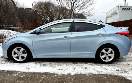 Hyundai Avante, 2011 год, 940 000 рублей, 2 фотография