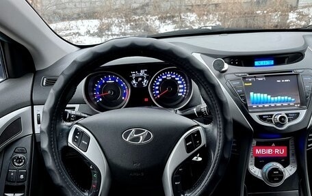 Hyundai Avante, 2011 год, 940 000 рублей, 17 фотография