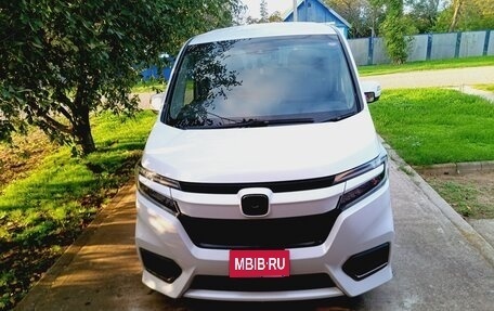 Honda Stepwgn IV, 2018 год, 2 650 000 рублей, 1 фотография