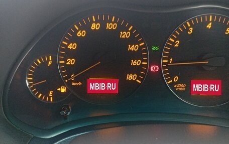 Toyota Avensis III рестайлинг, 2003 год, 720 000 рублей, 1 фотография