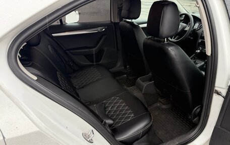 Skoda Octavia, 2018 год, 900 000 рублей, 14 фотография