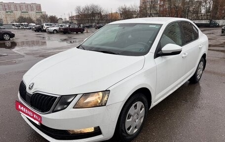 Skoda Octavia, 2018 год, 900 000 рублей, 18 фотография