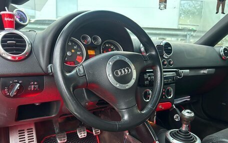 Audi TT, 1998 год, 585 000 рублей, 5 фотография