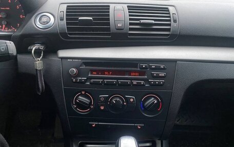 BMW 1 серия, 2010 год, 675 000 рублей, 10 фотография