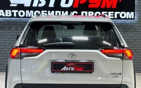 Toyota RAV4, 2025 год, 4 050 000 рублей, 6 фотография