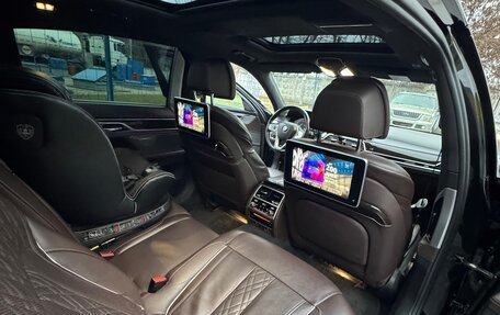 BMW 7 серия, 2017 год, 3 499 000 рублей, 2 фотография