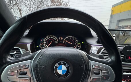 BMW 7 серия, 2017 год, 3 499 000 рублей, 15 фотография