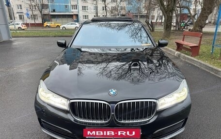 BMW 7 серия, 2017 год, 3 499 000 рублей, 31 фотография
