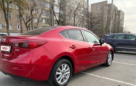 Mazda 3, 2015 год, 1 400 000 рублей, 4 фотография