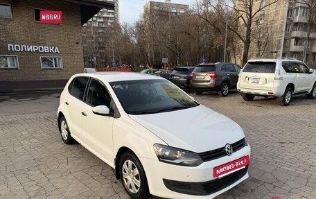 Volkswagen Polo VI (EU Market), 2011 год, 600 000 рублей, 2 фотография