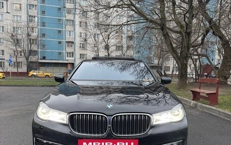 BMW 7 серия, 2017 год, 3 499 000 рублей, 38 фотография