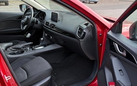 Mazda 3, 2015 год, 1 400 000 рублей, 13 фотография