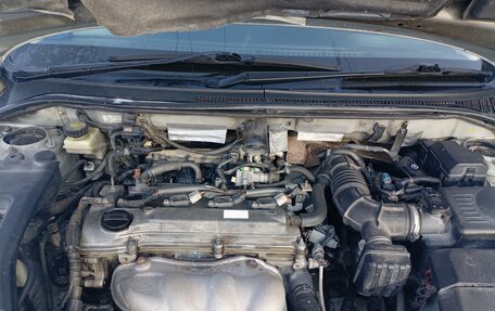 Toyota Avensis III рестайлинг, 2003 год, 720 000 рублей, 3 фотография