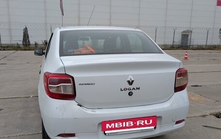 Renault Logan II, 2017 год, 380 000 рублей, 4 фотография