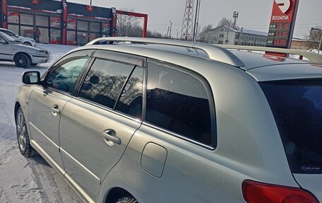 Toyota Avensis III рестайлинг, 2003 год, 720 000 рублей, 8 фотография