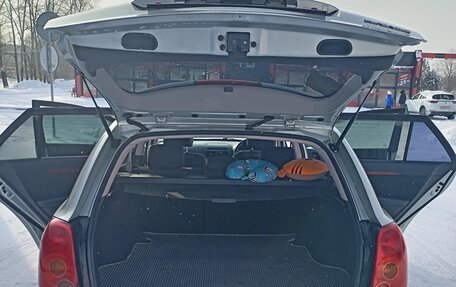 Toyota Avensis III рестайлинг, 2003 год, 720 000 рублей, 11 фотография