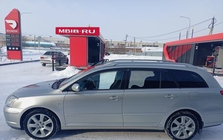 Toyota Avensis III рестайлинг, 2003 год, 720 000 рублей, 7 фотография