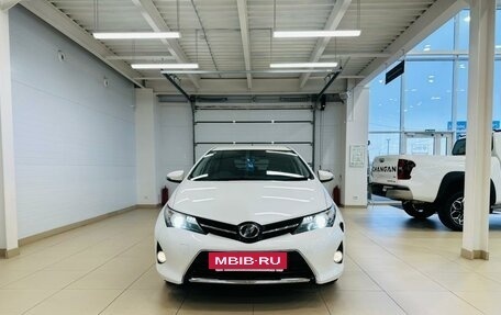 Toyota Auris II, 2013 год, 1 379 000 рублей, 9 фотография