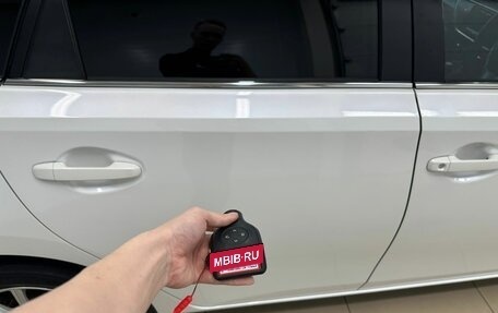 Toyota Auris II, 2013 год, 1 379 000 рублей, 26 фотография