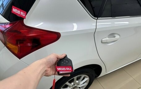 Toyota Auris II, 2013 год, 1 379 000 рублей, 25 фотография