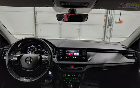 Skoda Rapid II, 2021 год, 1 615 000 рублей, 14 фотография