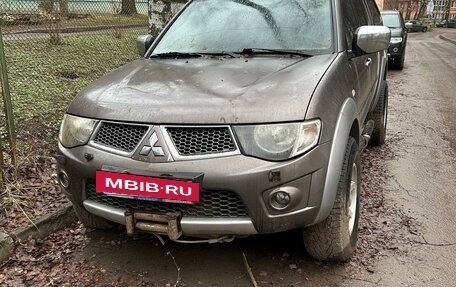Mitsubishi L200 IV рестайлинг, 2012 год, 1 200 000 рублей, 3 фотография