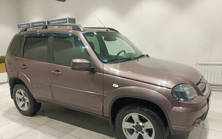 Chevrolet Niva I рестайлинг, 2018 год, 699 000 рублей, 4 фотография