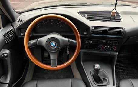 BMW 5 серия, 1988 год, 1 199 000 рублей, 3 фотография