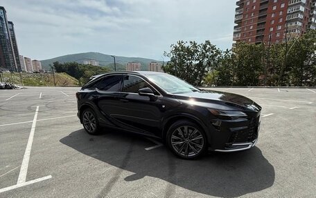 Lexus RX IV рестайлинг, 2023 год, 10 100 000 рублей, 1 фотография