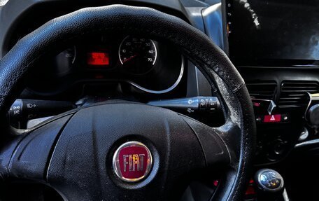 Fiat Doblo II рестайлинг, 2010 год, 850 000 рублей, 2 фотография