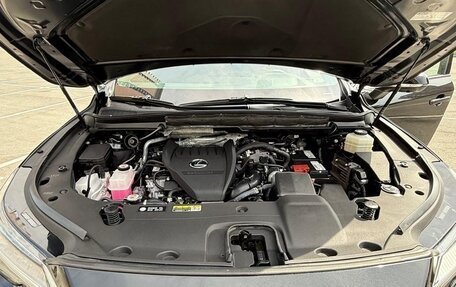 Lexus RX IV рестайлинг, 2023 год, 10 100 000 рублей, 13 фотография