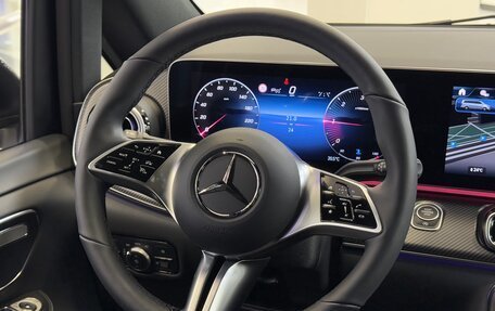 Mercedes-Benz V-Класс, 2024 год, 11 695 000 рублей, 9 фотография