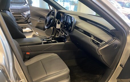 Lexus RX IV рестайлинг, 2025 год, 7 730 000 рублей, 12 фотография