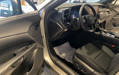 Lexus RX IV рестайлинг, 2025 год, 7 730 000 рублей, 13 фотография