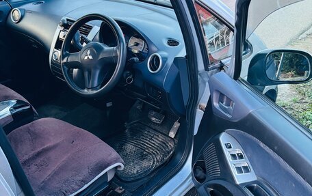 Mitsubishi Colt VI рестайлинг, 2005 год, 400 000 рублей, 6 фотография