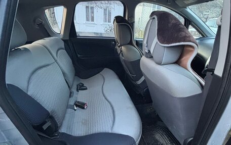 Mitsubishi Colt VI рестайлинг, 2005 год, 400 000 рублей, 10 фотография