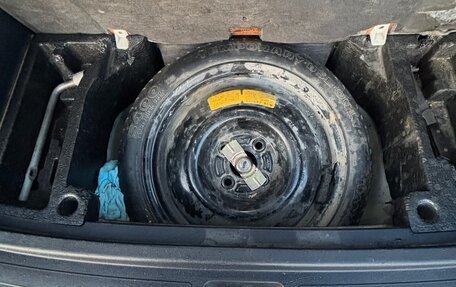 Mitsubishi Colt VI рестайлинг, 2005 год, 400 000 рублей, 13 фотография