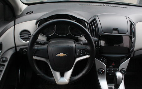 Chevrolet Cruze II, 2014 год, 995 000 рублей, 12 фотография