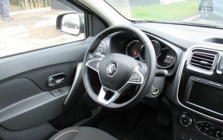 Renault Logan II, 2019 год, 1 100 000 рублей, 13 фотография